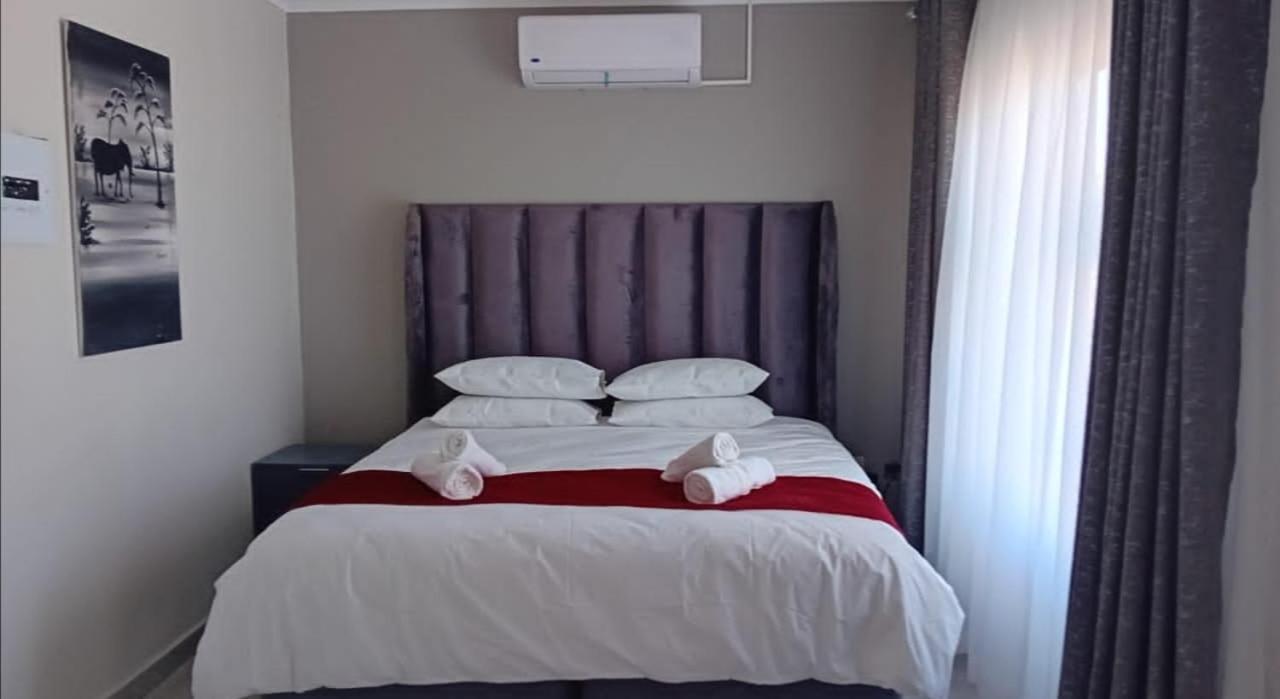 Tree Tops Game Resort Magomba 外观 照片