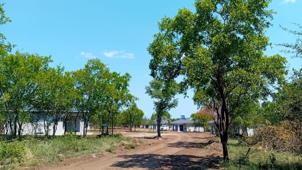 Tree Tops Game Resort Magomba 外观 照片